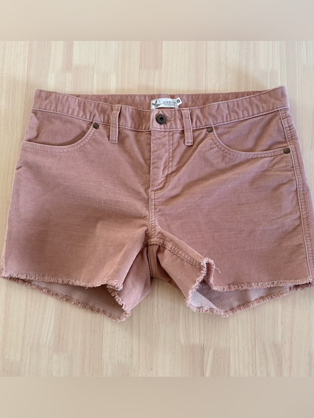 Carve Designs
OAHU 4" RELAXED BOYFRIEND SHORT
Size 6
NWOT